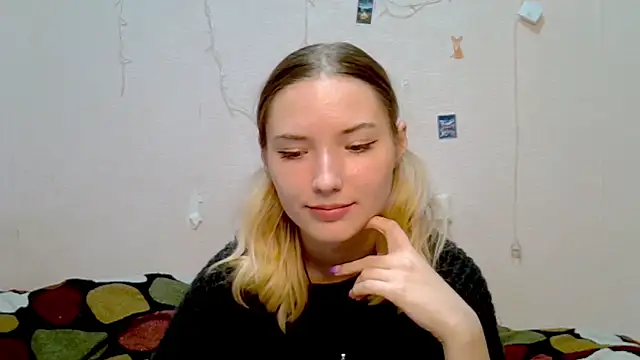  kikiclark   online show from 09.27.25