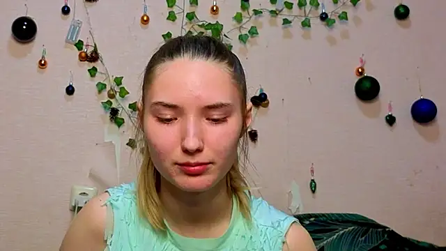  kikiclark   online show from 02.15.26