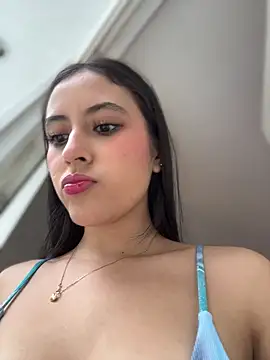 Juanita-Diaz online show from 04.05.26