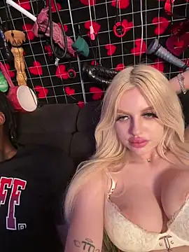 Steffi Snowbunny online show from 04.23.26