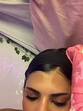 luluzinhax online show from 10.18.25