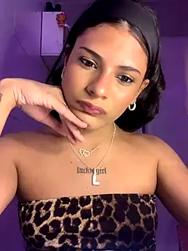 luluzinhax online show from 11.20.25