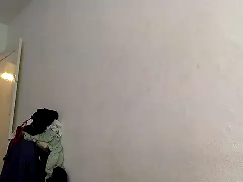 Snapshot of chrisalmeid_ chatting on 11.02.25 chrisalmeid  online show from 11.02.25