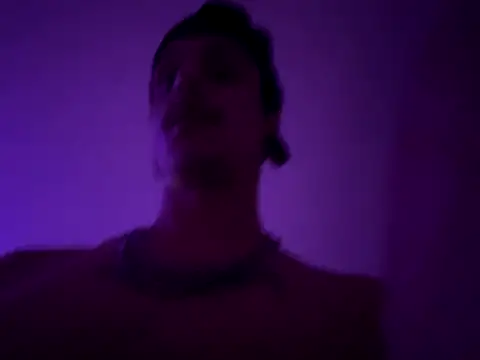 chrisalmeid  online show from 11.18.25