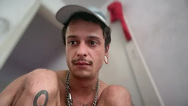 chrisalmeid  online show from 02.02.26