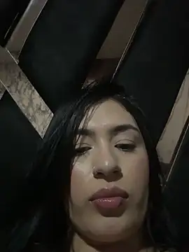 Snapshot of miniSexygirl_scarlett chatting on 05.17.26 miniSexygirl scarlett online show from 05.17.26
