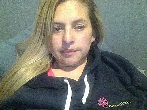 Snapshot of Valery__Rouse_ chatting on 09.13.25 Valery Rouse online show from 09.13.25