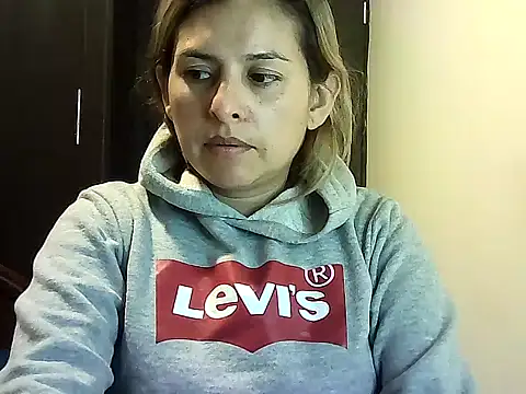 Snapshot of Valery__Rouse_ chatting on 02.23.26 Valery Rouse online show from 02.23.26