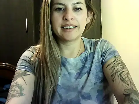 Snapshot of Valery__Rouse_ chatting on 03.05.26 Valery Rouse online show from 03.05.26