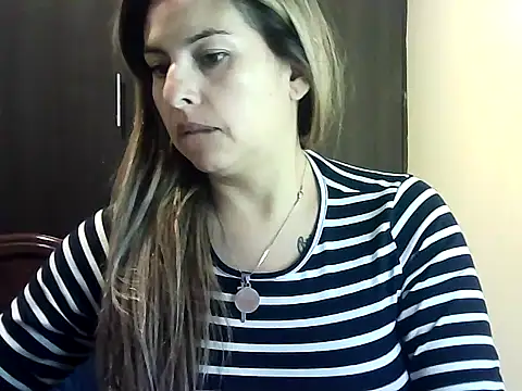 Snapshot of Valery__Rouse_ chatting on 03.17.26 Valery Rouse online show from 03.17.26