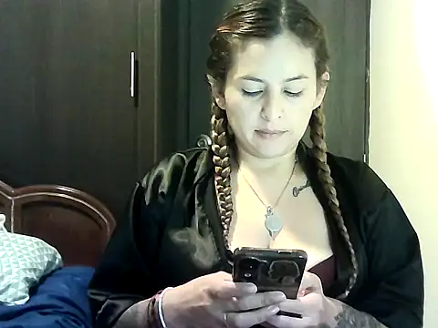 Snapshot of Valery__Rouse_ chatting on 03.20.26 Valery Rouse online show from 03.20.26