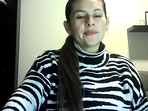 Valery  Rouse  online show from 04.18.26