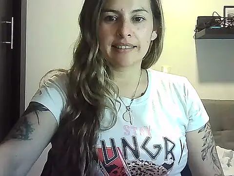 Valery  Rouse  online show from 04.30.26