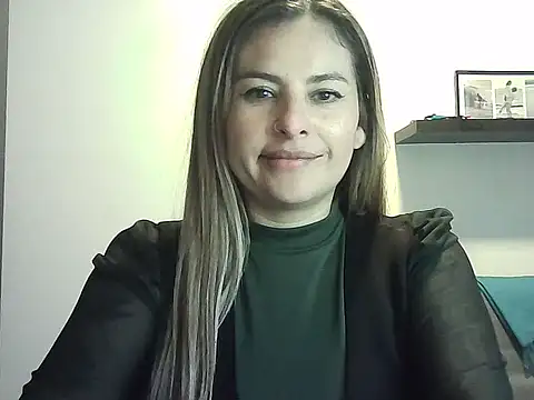 Valery  Rouse  online show from 05.15.26