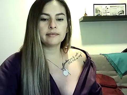 Snapshot of Valery__Rouse_ chatting on 06.30.26 Valery Rouse online show from 06.30.26