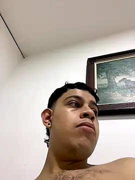 Snapshot of Young_handsome chatting on 12.14.25 Young handsome online show from 12.14.25