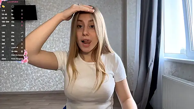 DreamyOlivia online show from 10.11.25