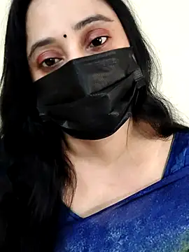 Snapshot of Monica_cams chatting on 11.14.25 Monica cams online show from 11.14.25