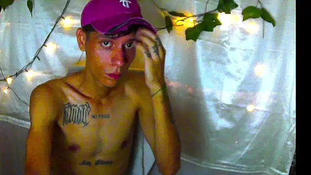 Crxxxsh online show from 09.20.25