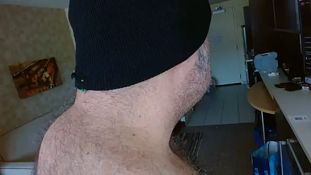 Snapshot of bullmusclejoe chatting on 10.05.25 bullmusclejoe online show from 10.05.25