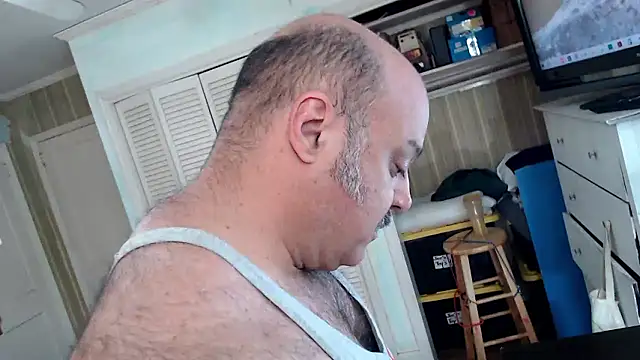 Snapshot of bullmusclejoe chatting on 01.15.26 bullmusclejoe online show from 01.15.26