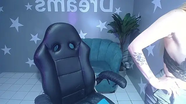 Candy kush t online show from 10.24.25