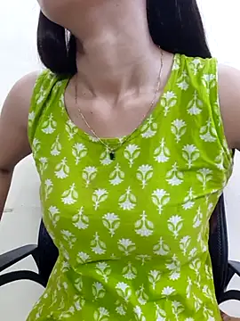 Snapshot of siya_rani67 chatting on 06.23.26 siya rani67 online show from 06.23.26