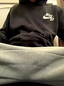 Snapshot of 420boy__ chatting on 10.21.25 420boy   online show from 10.21.25