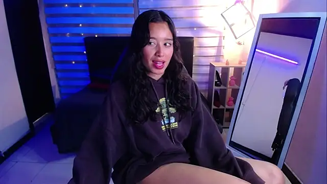  Mia Evans 1 online show from 10.06.25