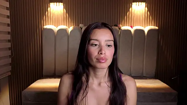  Mia Evans 1 online show from 04.21.26