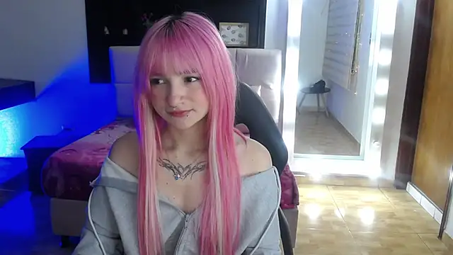 Charlotte Collins  online show from 05.04.26
