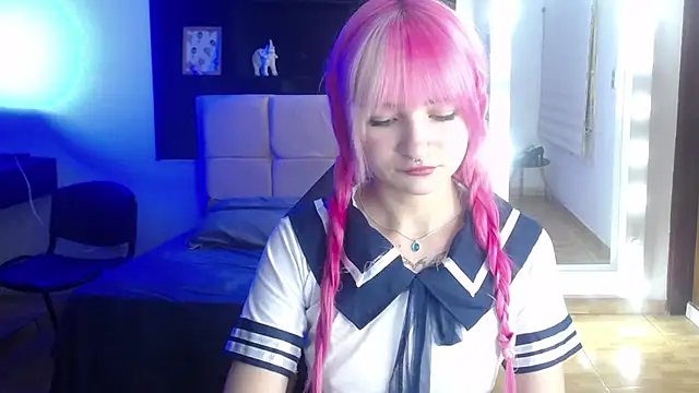 Snapshot of _Charlotte_Collins_ chatting on 07.28.26 Charlotte Collins online show from 07.28.26