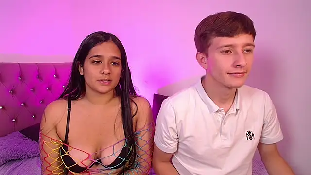 Snapshot of mae_nathan_ chatting on 05.18.26 mae nathan online show from 05.18.26