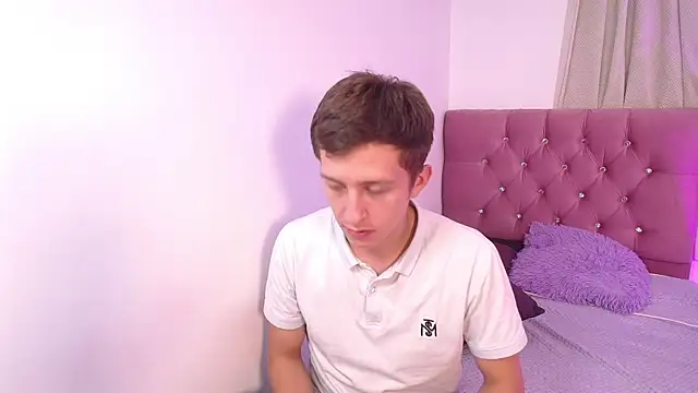 mae nathan  online show from 07.17.26