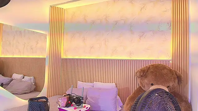 Liss-Reyes online show from 03.09.26