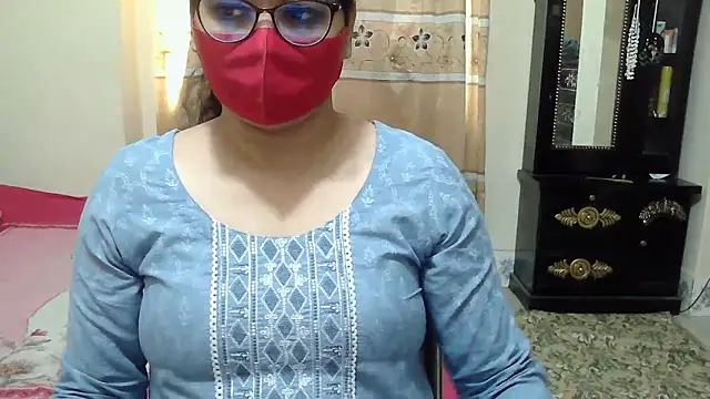 Elena cruz5 online show from 12.16.25