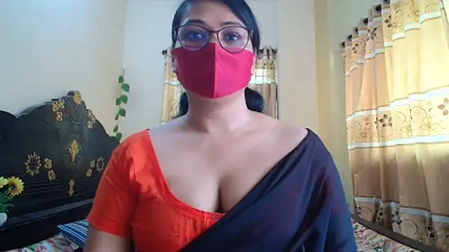 Snapshot of Elena_cruz5 chatting on 05.12.26 Elena cruz5 online show from 05.12.26