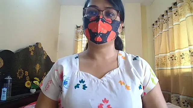 Snapshot of Elena_cruz5 chatting on 06.24.26 Elena cruz5 online show from 06.24.26
