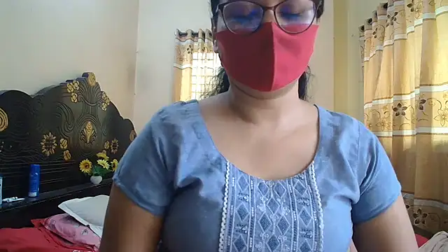 Snapshot of Elena_cruz5 chatting on 06.30.26 Elena cruz5 online show from 06.30.26