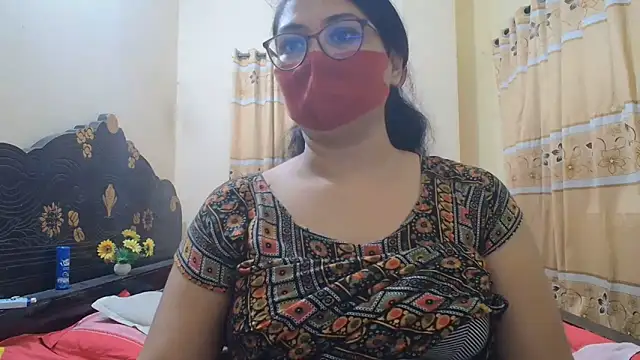 Snapshot of Elena_cruz5 chatting on 07.01.26 Elena cruz5 online show from 07.01.26