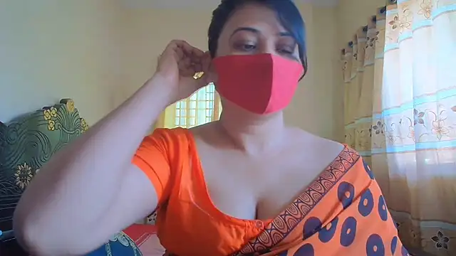 Snapshot of Elena_cruz5 chatting on 07.14.26 Elena cruz5 online show from 07.14.26