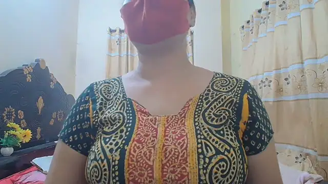 Snapshot of Elena_cruz5 chatting on 07.23.26 Elena cruz5 online show from 07.23.26