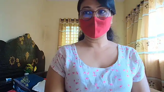 Snapshot of Elena_cruz5 chatting on 07.25.26 Elena cruz5 online show from 07.25.26