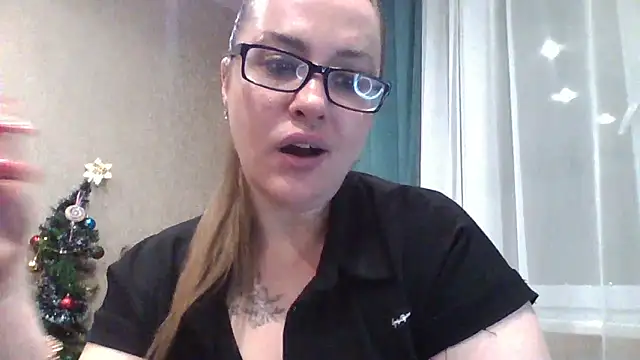 karina160000 online show from 12.18.25