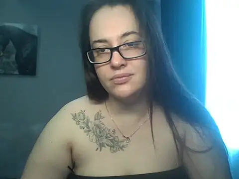 Snapshot of karina160000 chatting on 03.01.26 karina160000 online show from 03.01.26