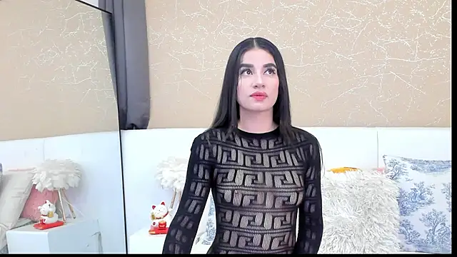 Snapshot of MiaDunoff chatting on 09.12.25 MiaDunoff online show from 09.12.25