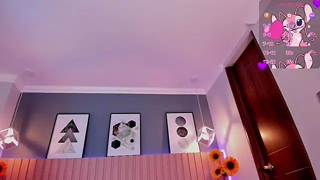 Nina Ford online show from 12.17.25