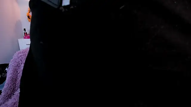 Nina Ford online show from 04.23.26