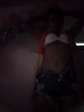 Snapshot of dali0420 chatting on 10.30.25 dali0420 online show from 10.30.25