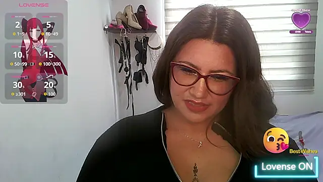 Vesper Vixen online show from 10.14.25